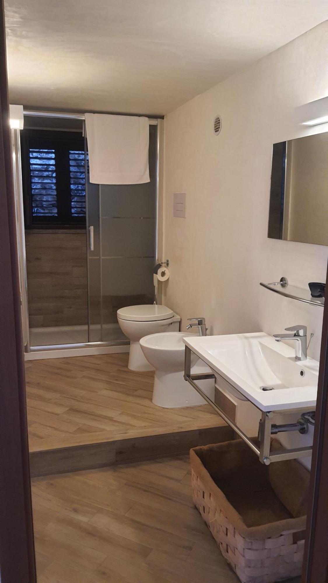 Hotel Sotto La Torre E Sopra Il Porticciolo Isola di Ustica Habitación foto